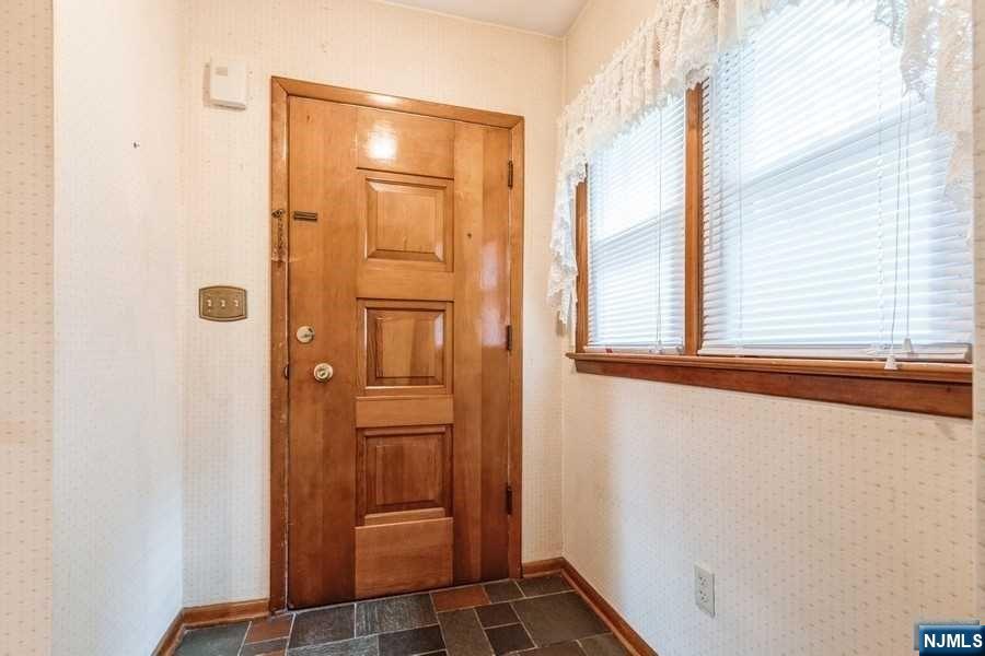 187 Saddle River Road