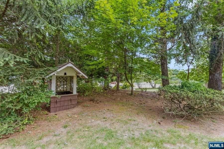 187 Saddle River Road
