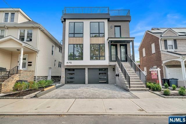 475 Oakdene Avenue 1