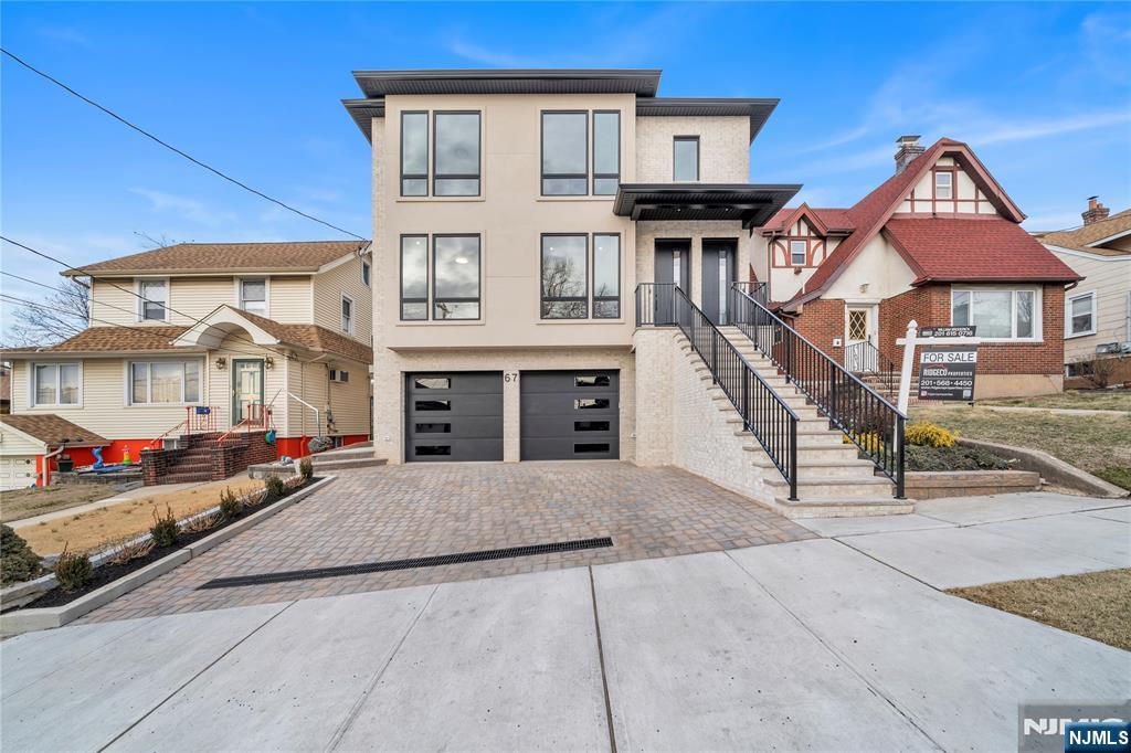 67 W Harwood Terrace