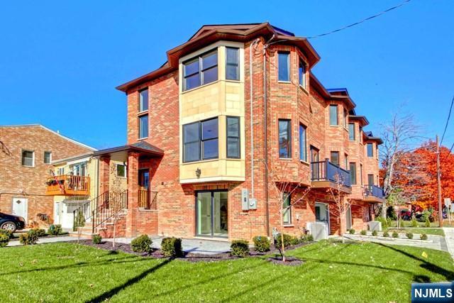 431 Brinkerhoff Avenue A