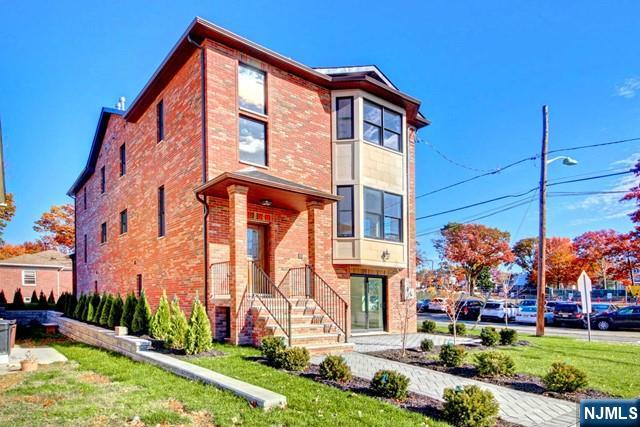 431 Brinkerhoff Avenue A