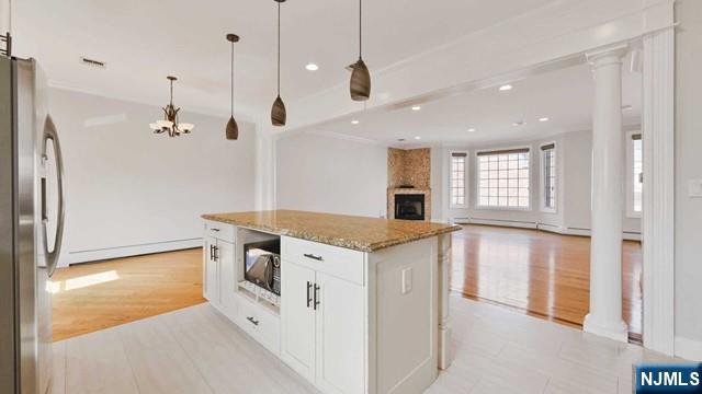 20 W Palisades Boulevard B