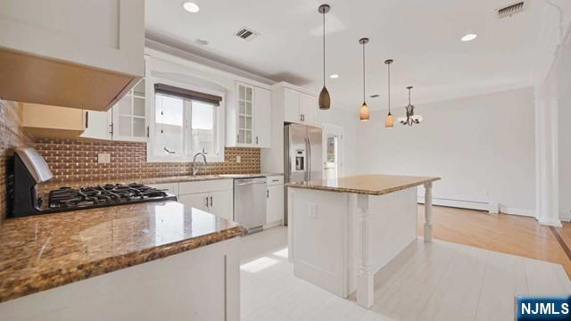 20 W Palisades Boulevard B
