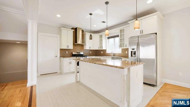 20 W Palisades Boulevard B