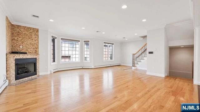20 W Palisades Boulevard B