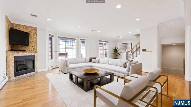 20 W Palisades Boulevard B