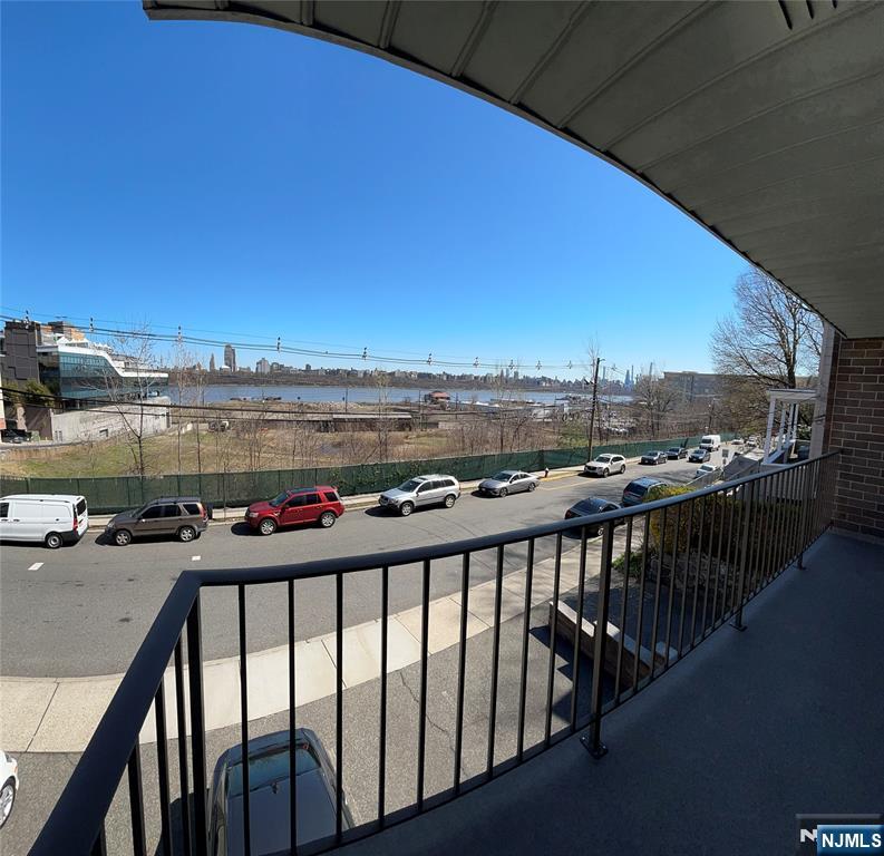 148 Undercliff Avenue