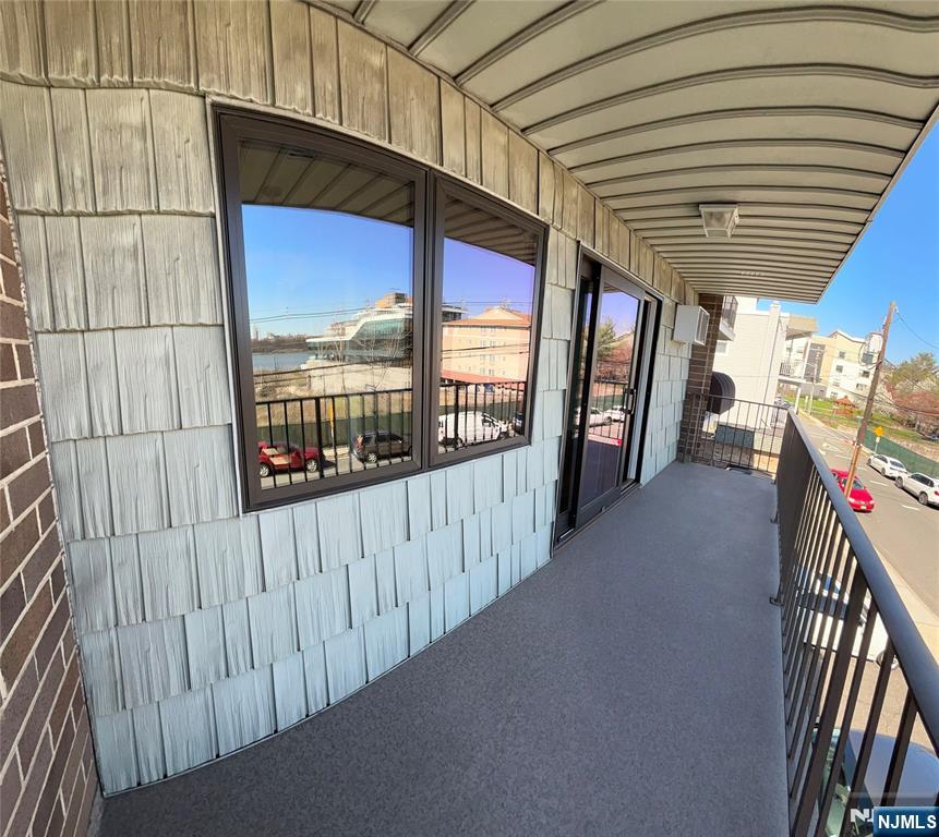 148 Undercliff Avenue