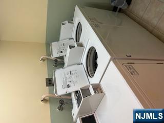 148 Undercliff Avenue