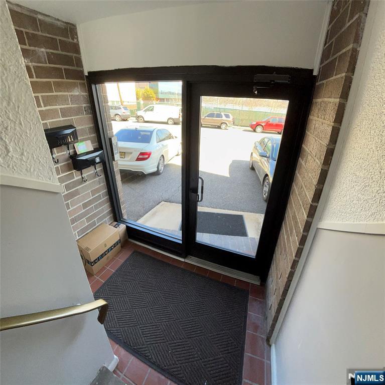 148 Undercliff Avenue