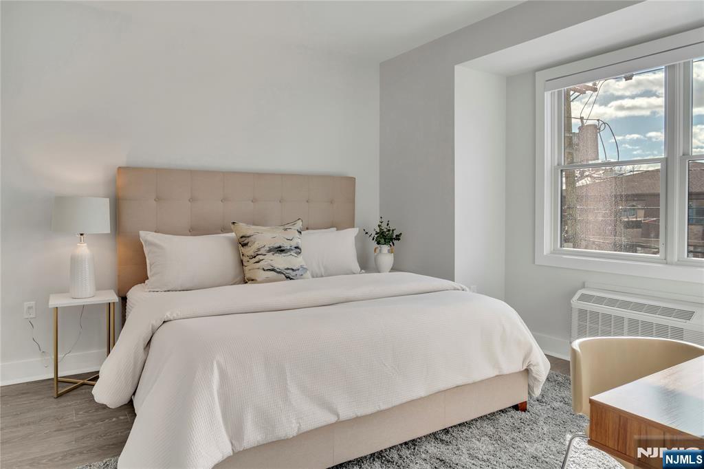 491 Walker Street 3A