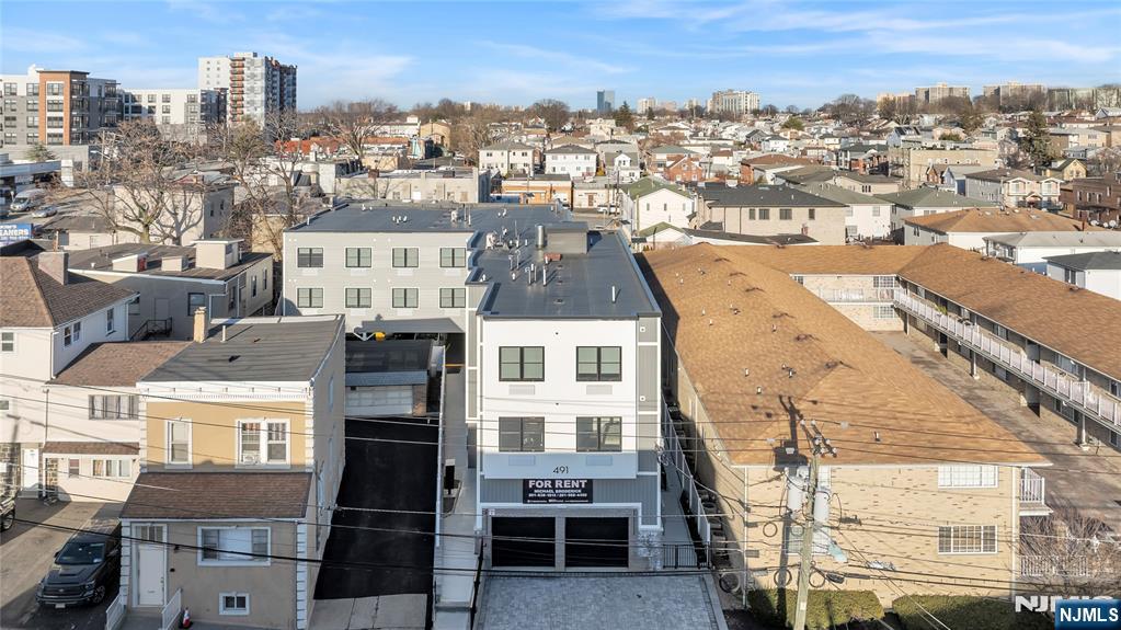 491 Walker Street 3A