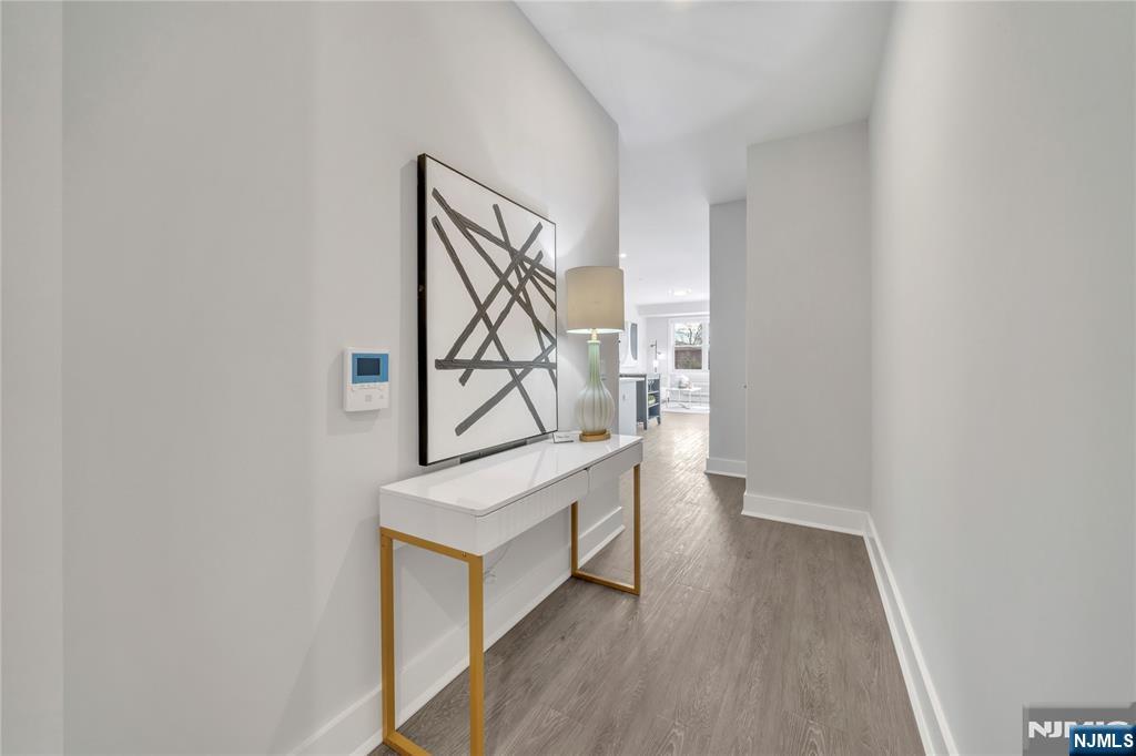 491 Walker Street 3A
