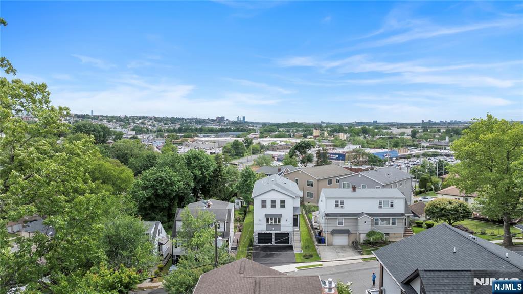 800 Pleasantview Terrace