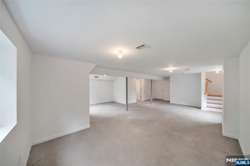 800 Pleasantview Terrace