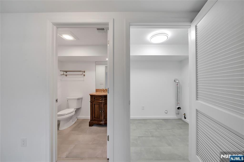 800 Pleasantview Terrace