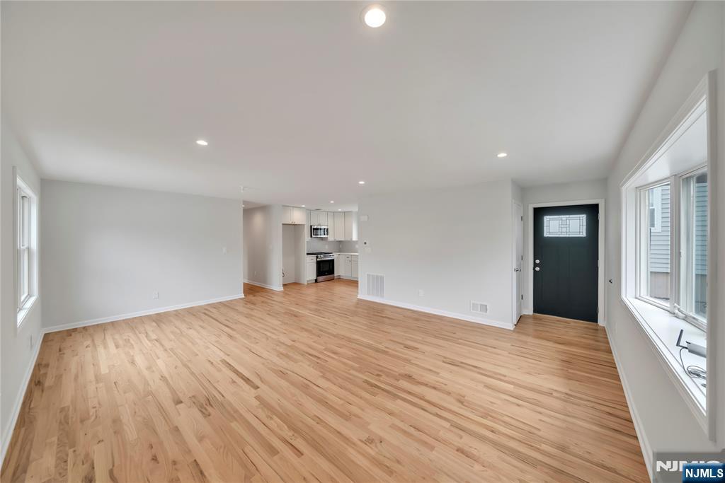 800 Pleasantview Terrace