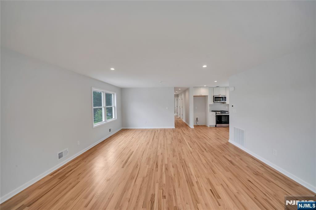 800 Pleasantview Terrace