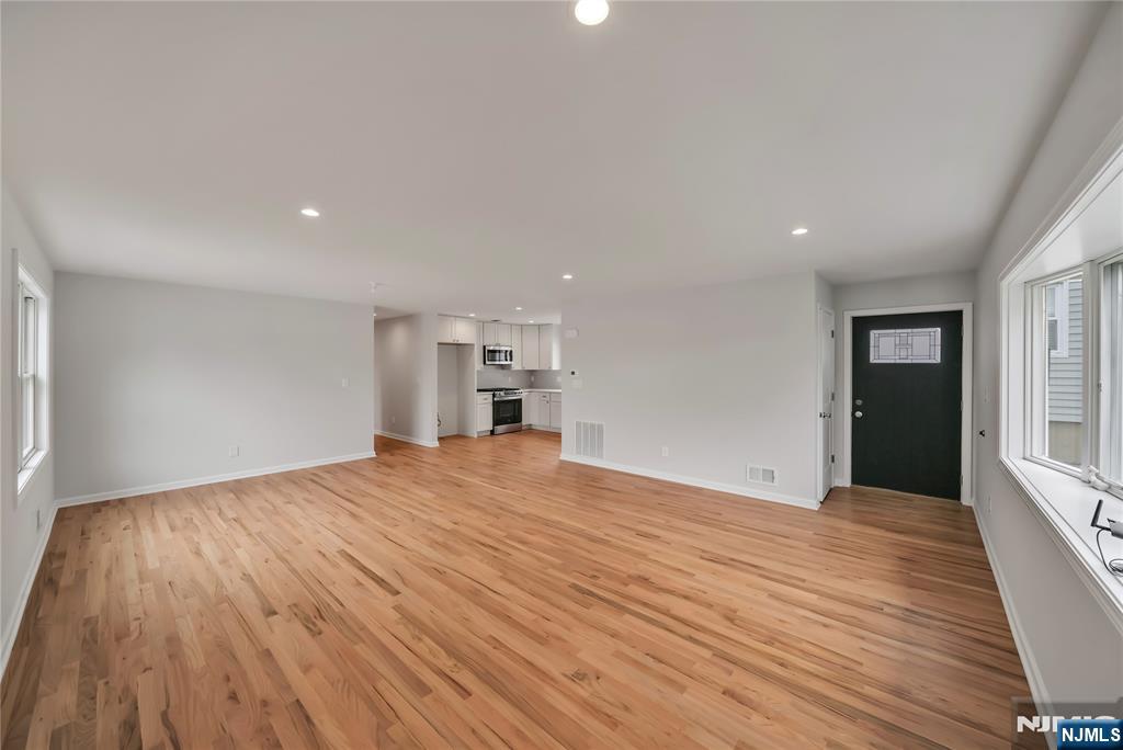 800 Pleasantview Terrace