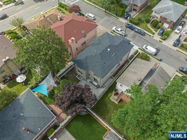 211 Warwick Avenue 2