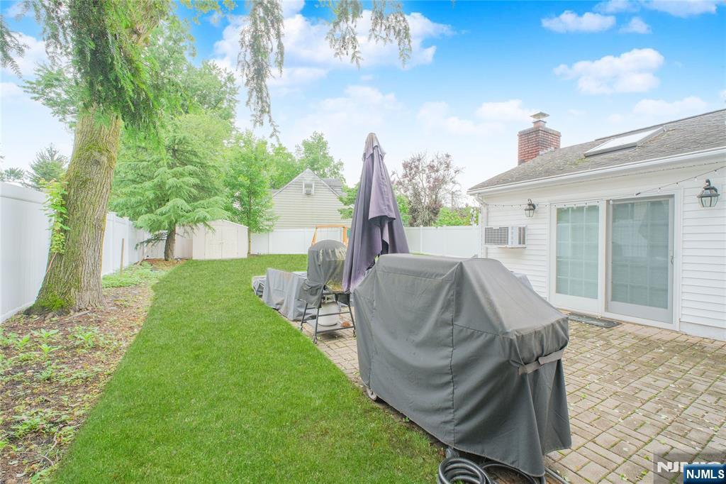 122 E Village Circle