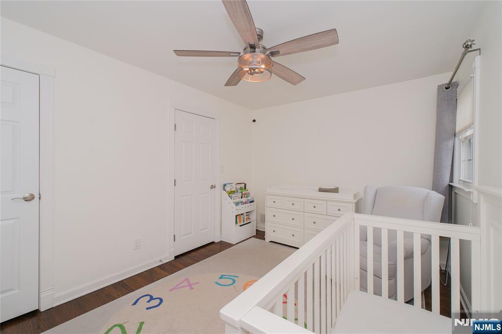 122 E Village Circle