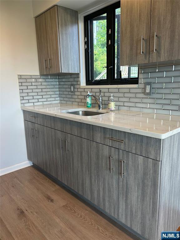 148 Undercliff Avenue GROUND / 12