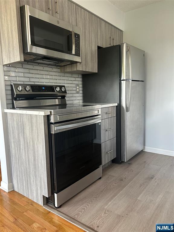 148 Undercliff Avenue GROUND / 12