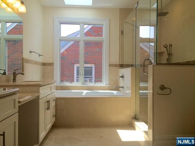 529 3rd Street A