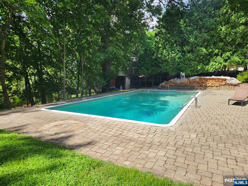 140 Schraalenburgh Road