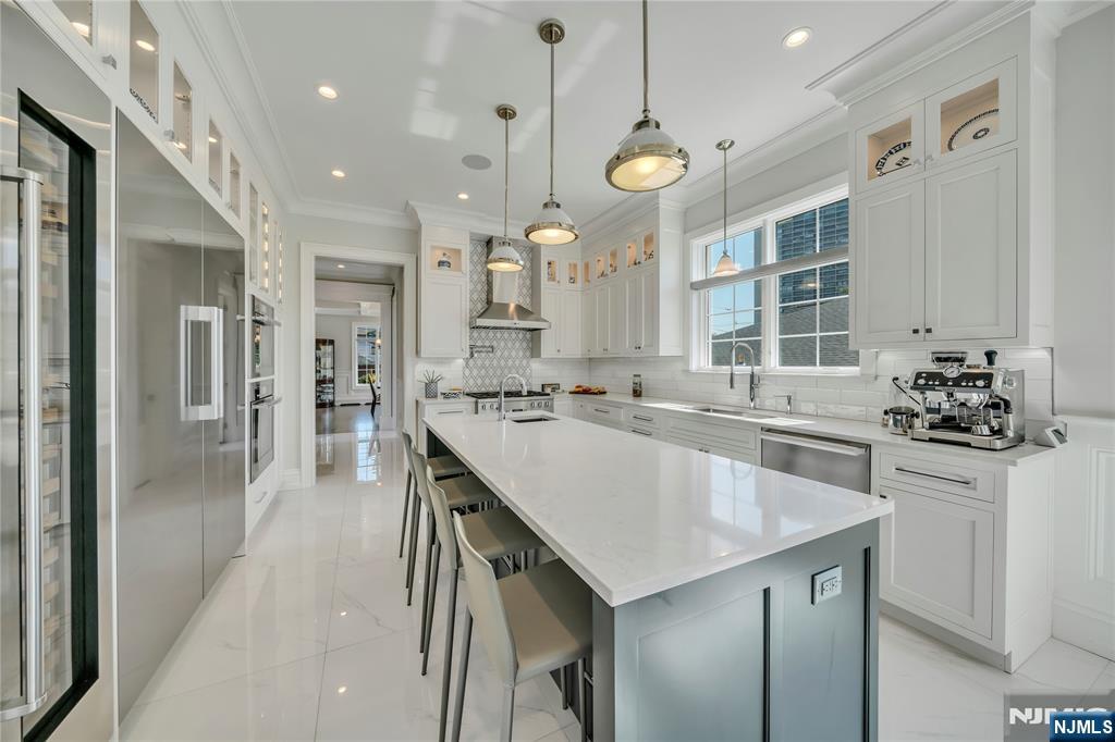 214 Forest Road