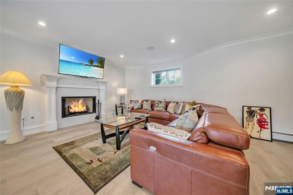 214 Forest Road