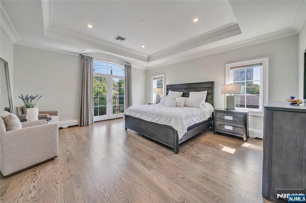 214 Forest Road