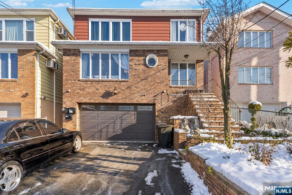 174 Maple Street