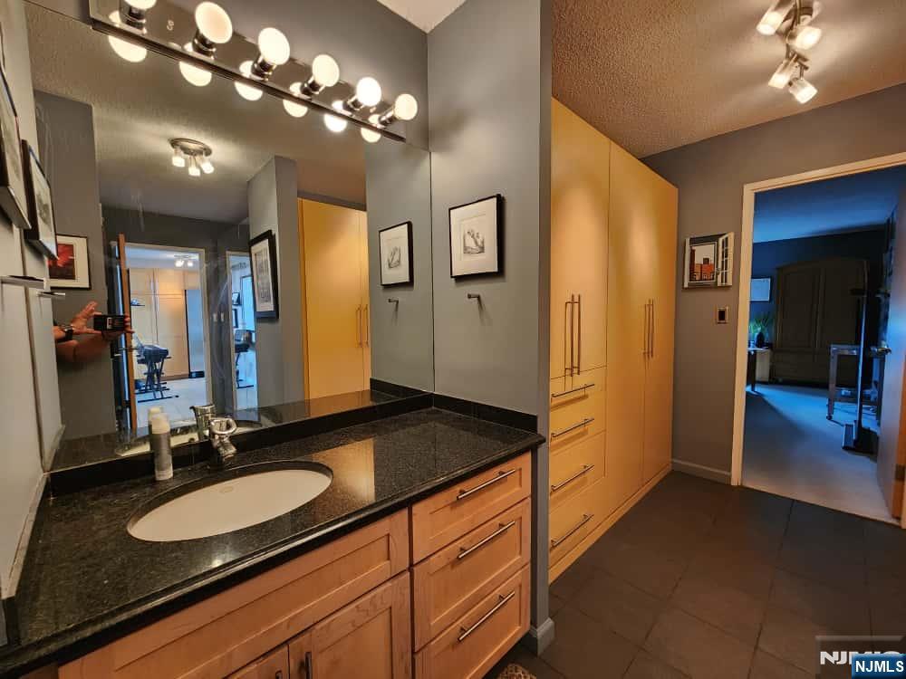 770 Anderson Avenue 14P