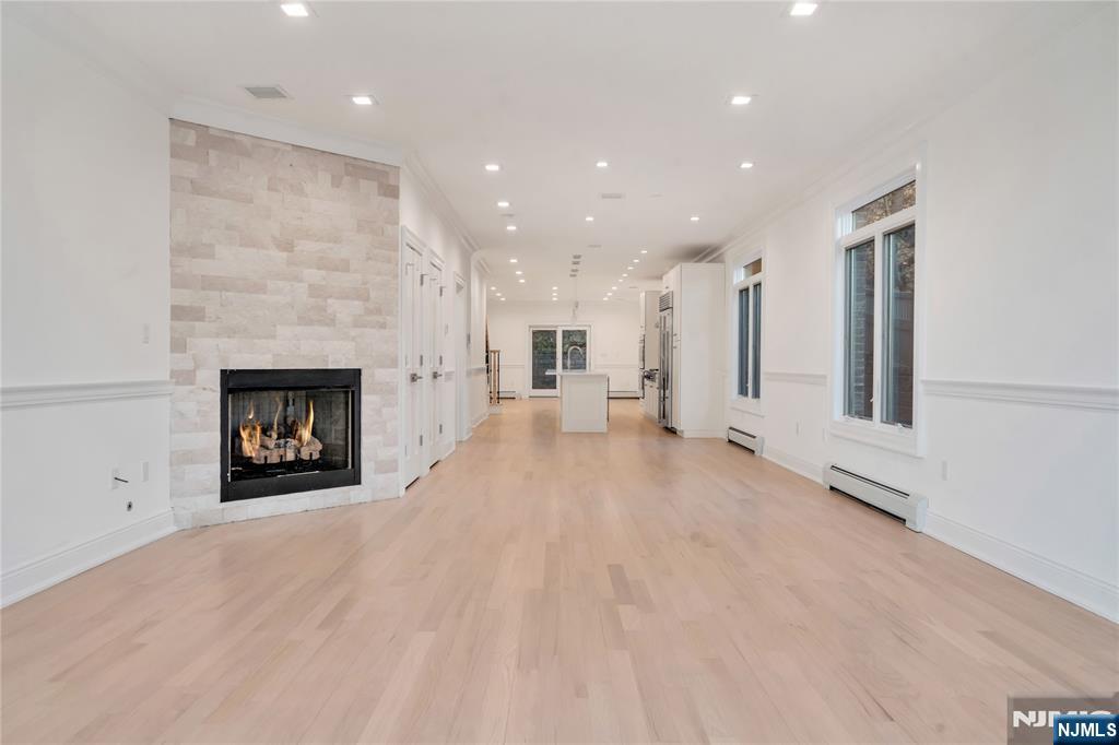 516 Undercliff Avenue