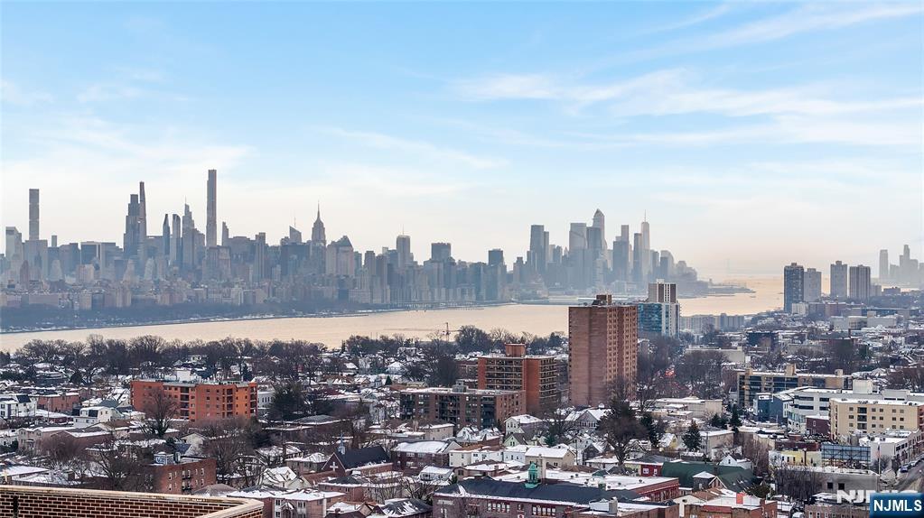 770 Anderson Avenue 15A