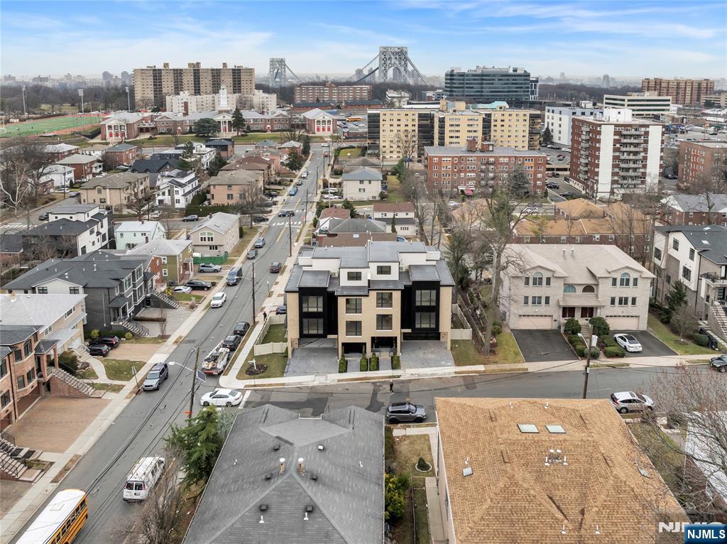 2220 Mackay Avenue A