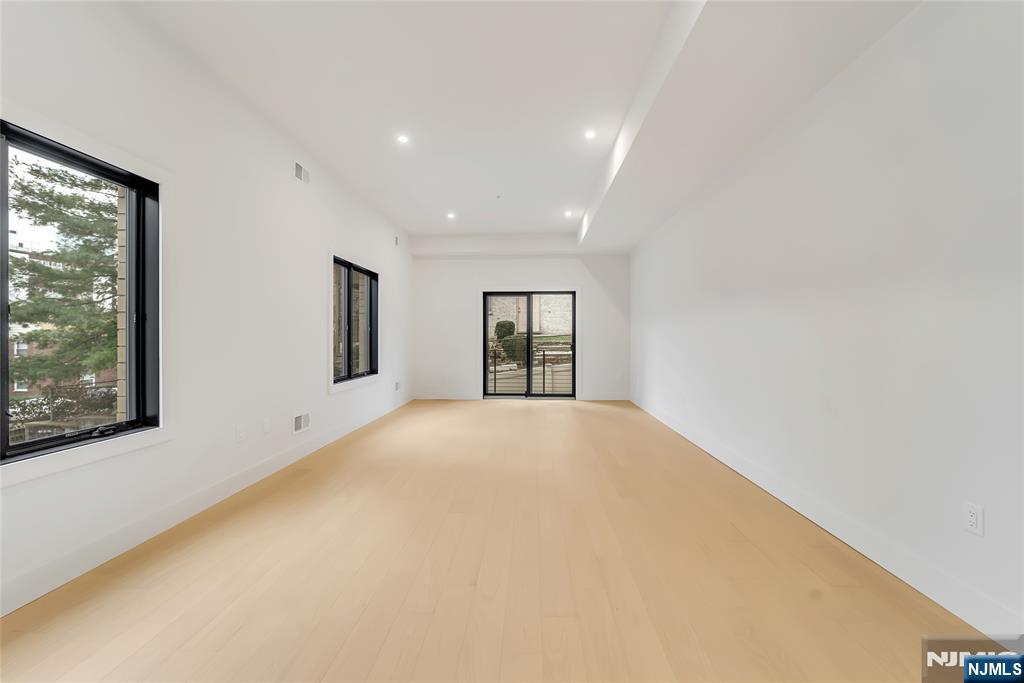 2220 Mackay Avenue A