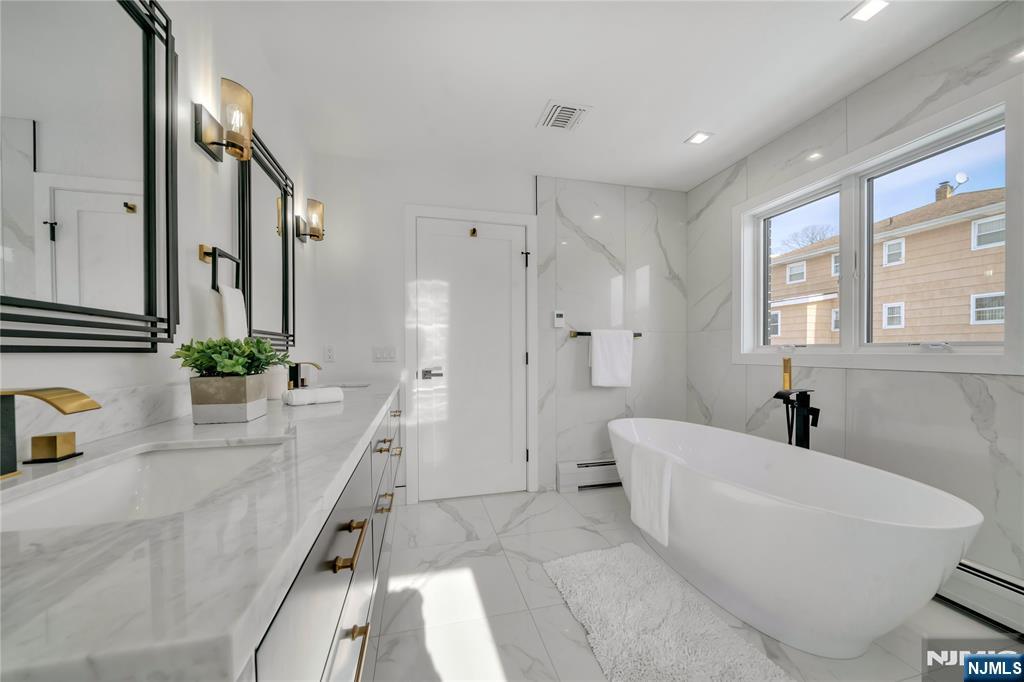 428 6th Street 1