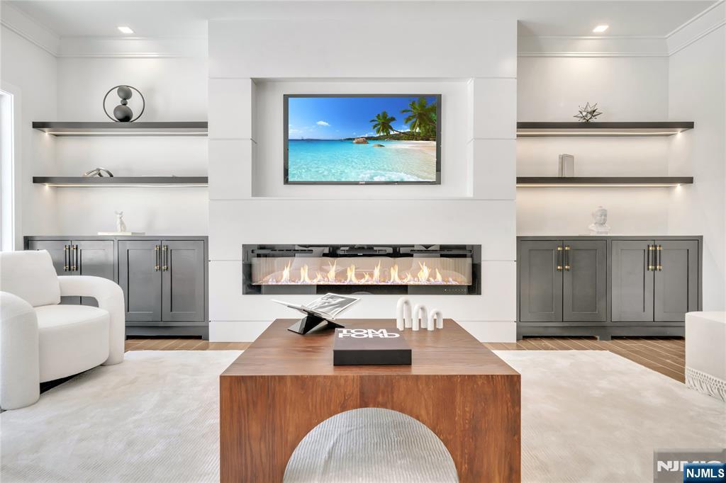 428 6th Street 1