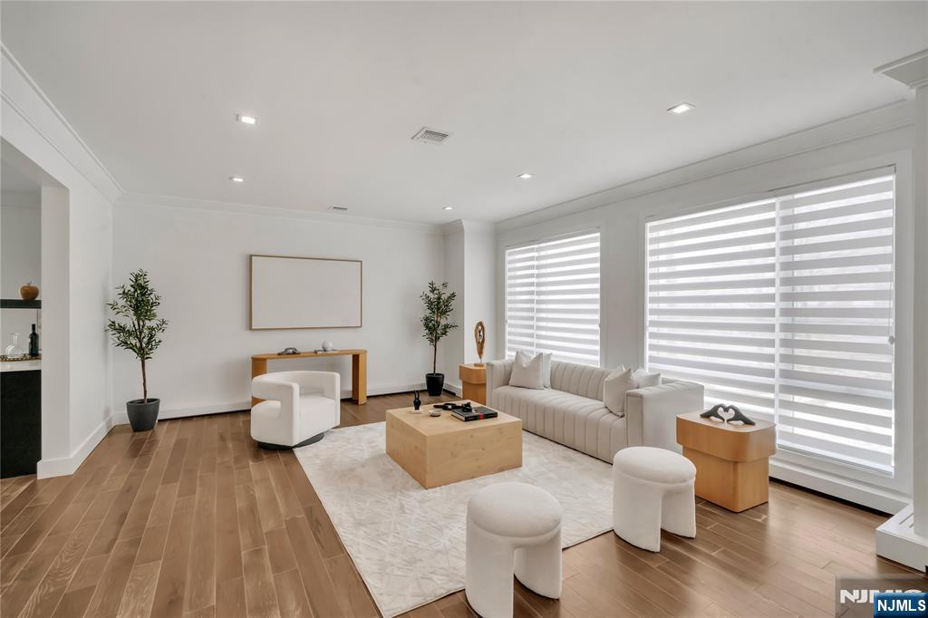 428 6th Street 2