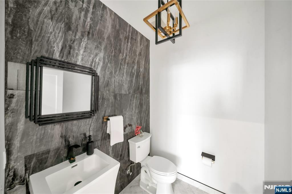 428 6th Street 2