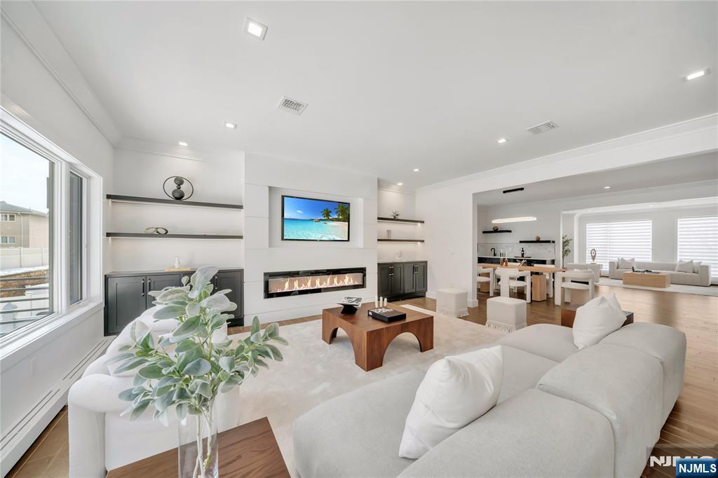 428 6th Street 2