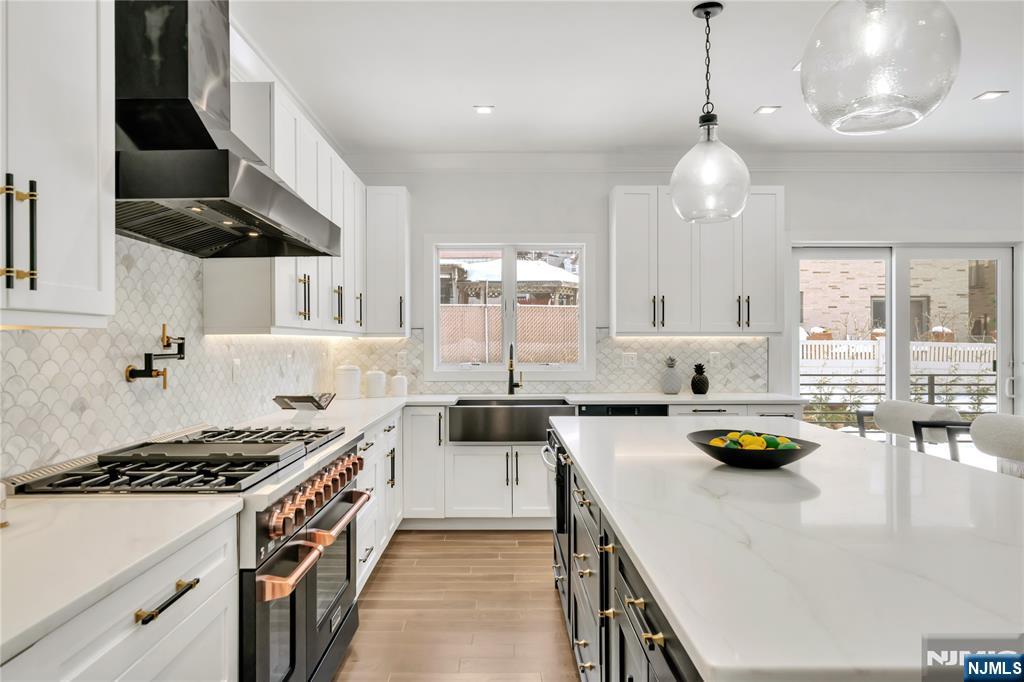 428 6th Street 2