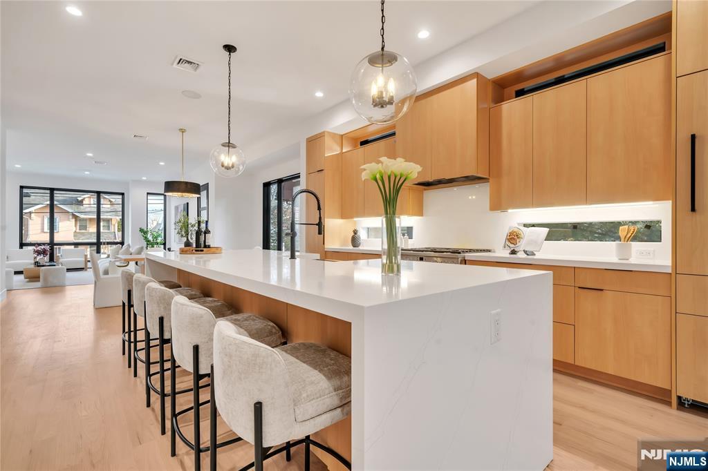 1047 Anderson Avenue A