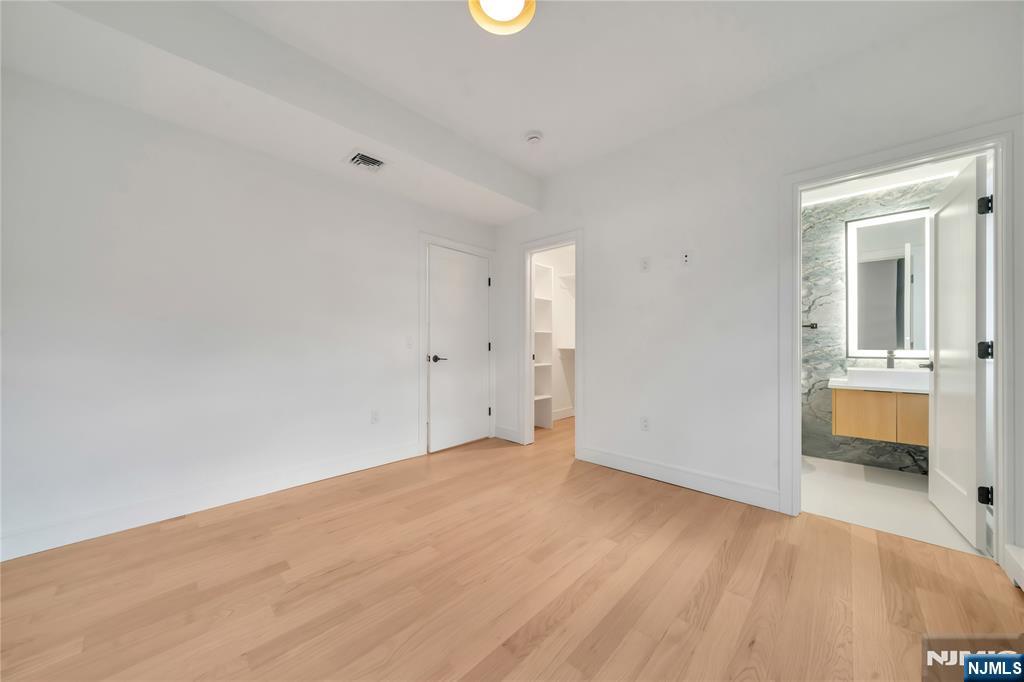 1047 Anderson Avenue A