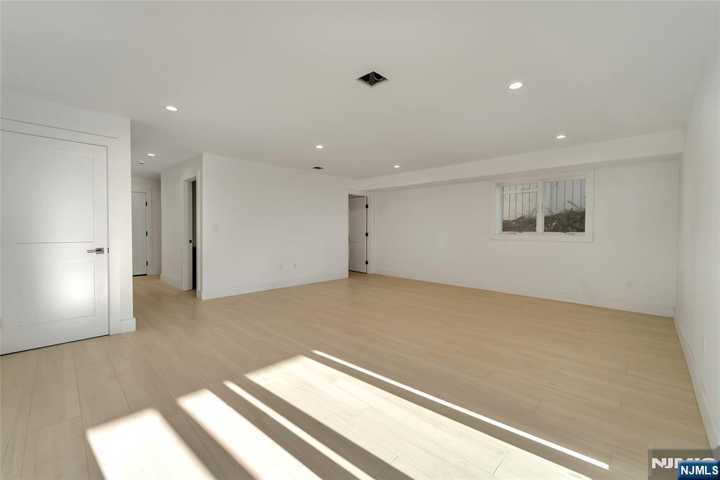 432 Stillwell Avenue B