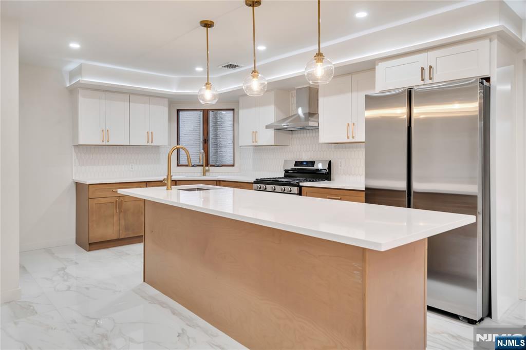 468 Morse Avenue